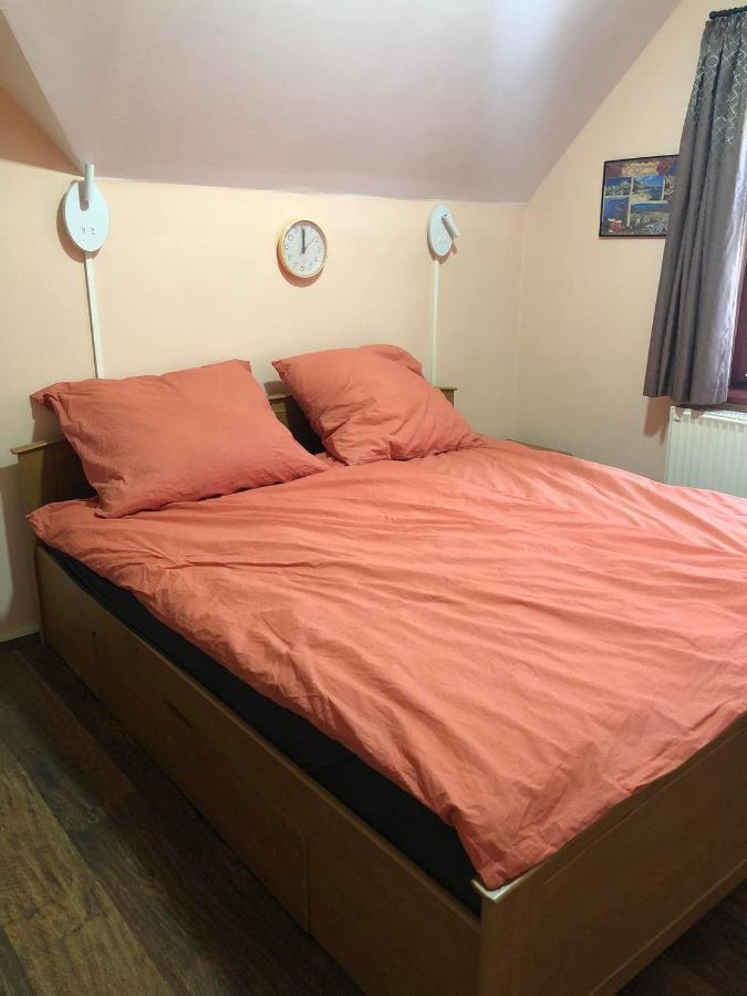 Poczko Apartman Apartamento *